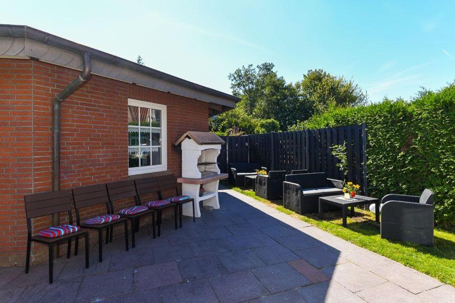 Ferienwohnungen Kapitaens Kajuete Bensersiel Exterior foto